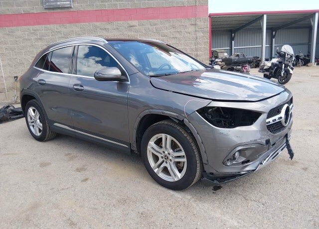 2021 MERCEDES-BENZ GLA-Class