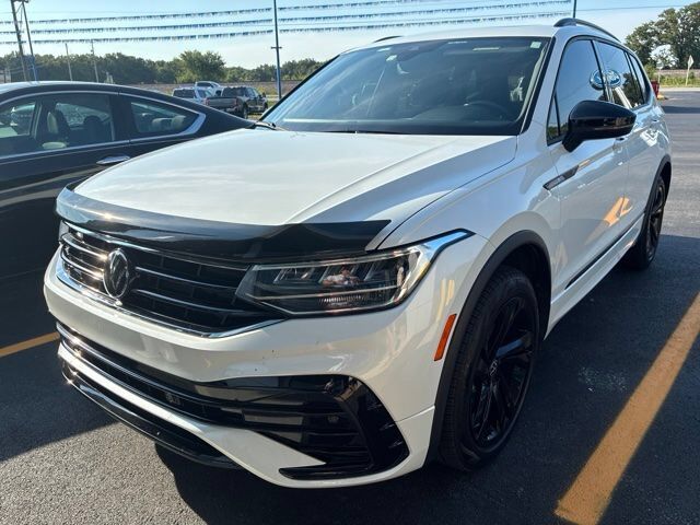 2024 VOLKSWAGEN Tiguan 4Motion