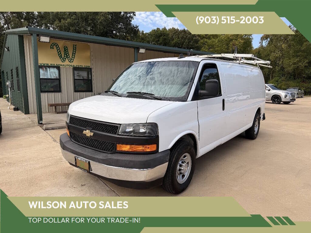 2020 CHEVROLET Express