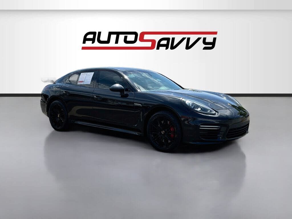 2015 PORSCHE Panamera