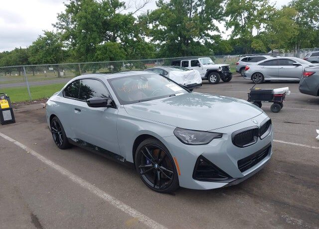 2022 BMW M2