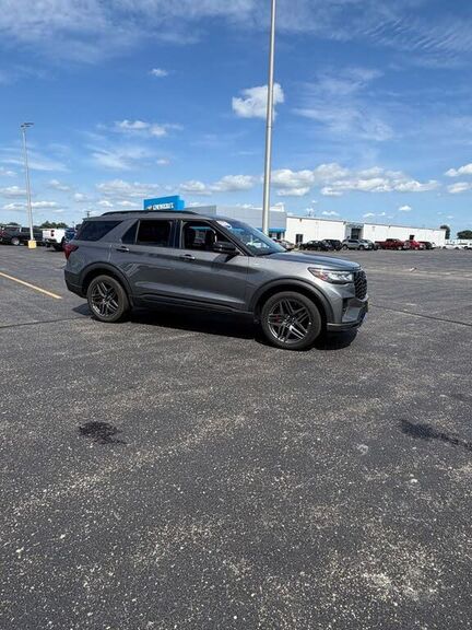2025 FORD Explorer