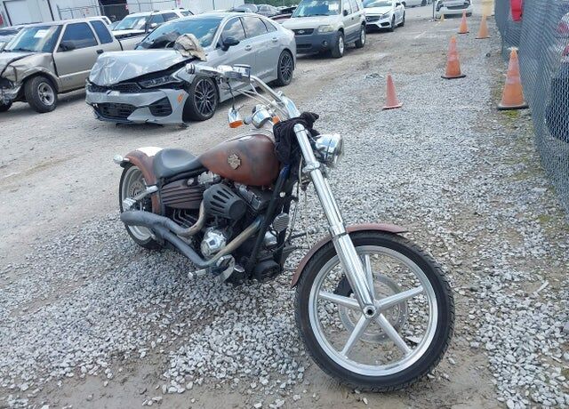 2009 HARLEY DAVIDSON Rocker C