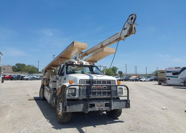 2001 GMC C7