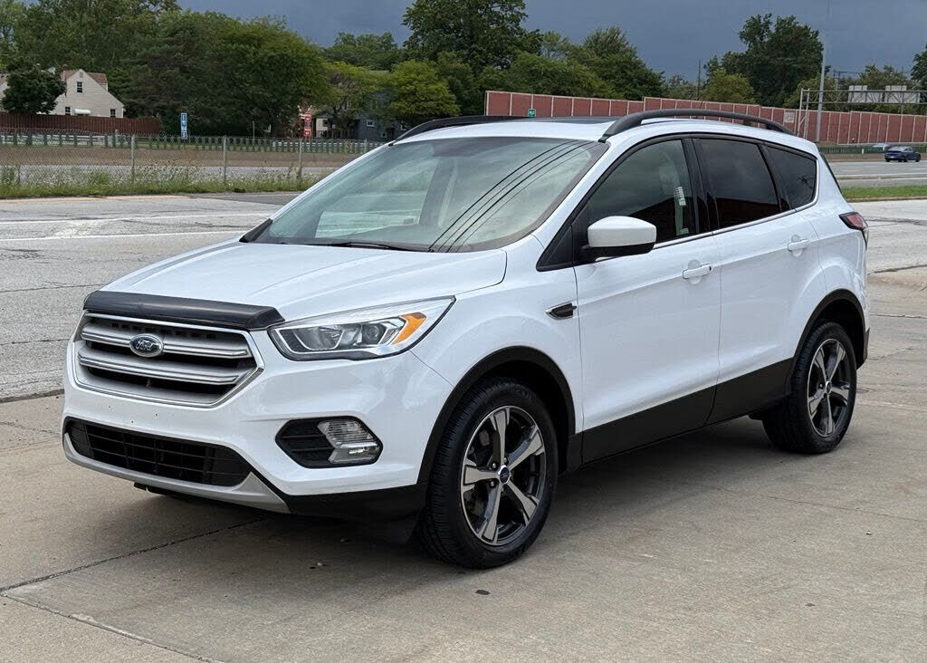 2018 FORD Escape