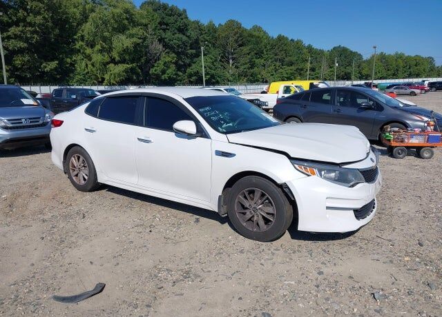 2017 KIA Optima