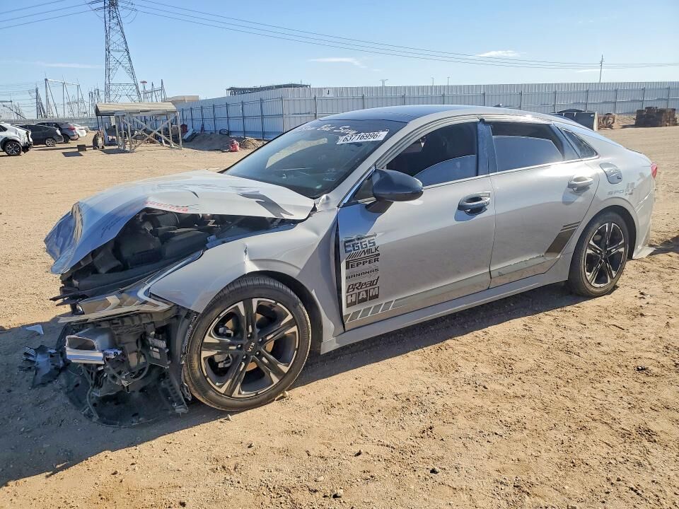 2021 KIA K5