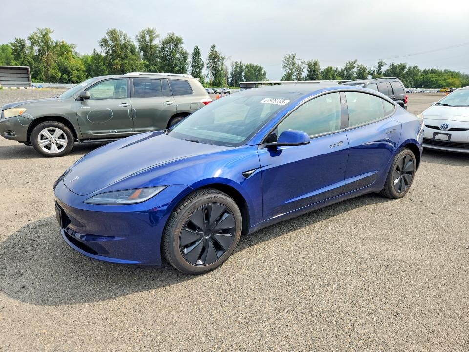 2025 TESLA Model 3
