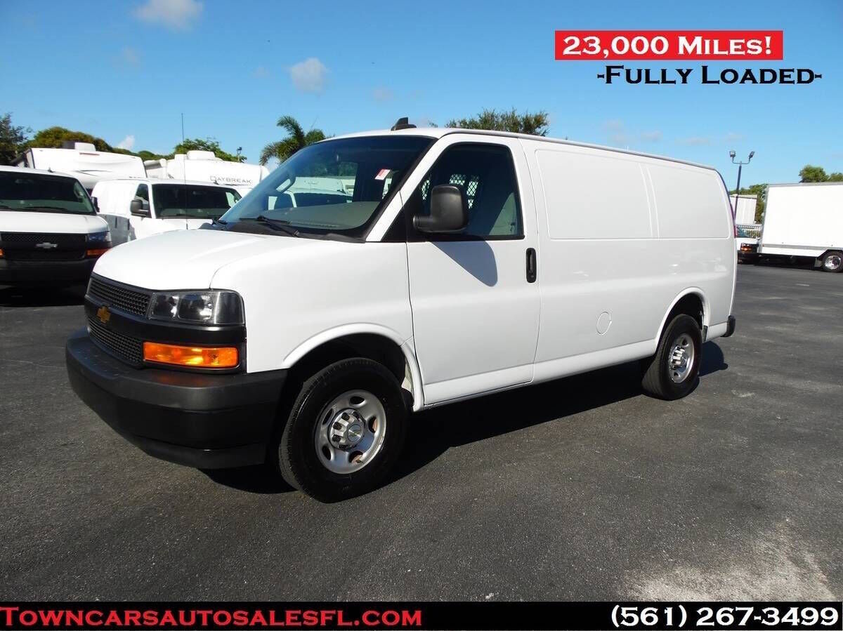 2021 CHEVROLET Express