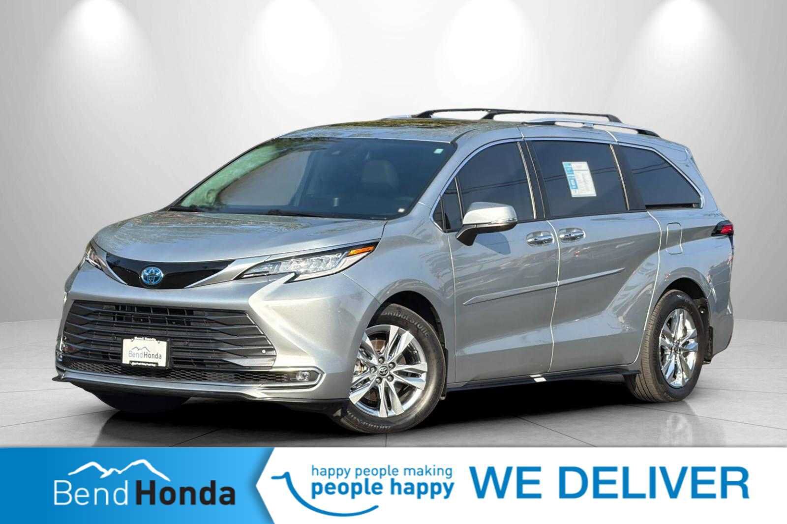 2024 TOYOTA Sienna
