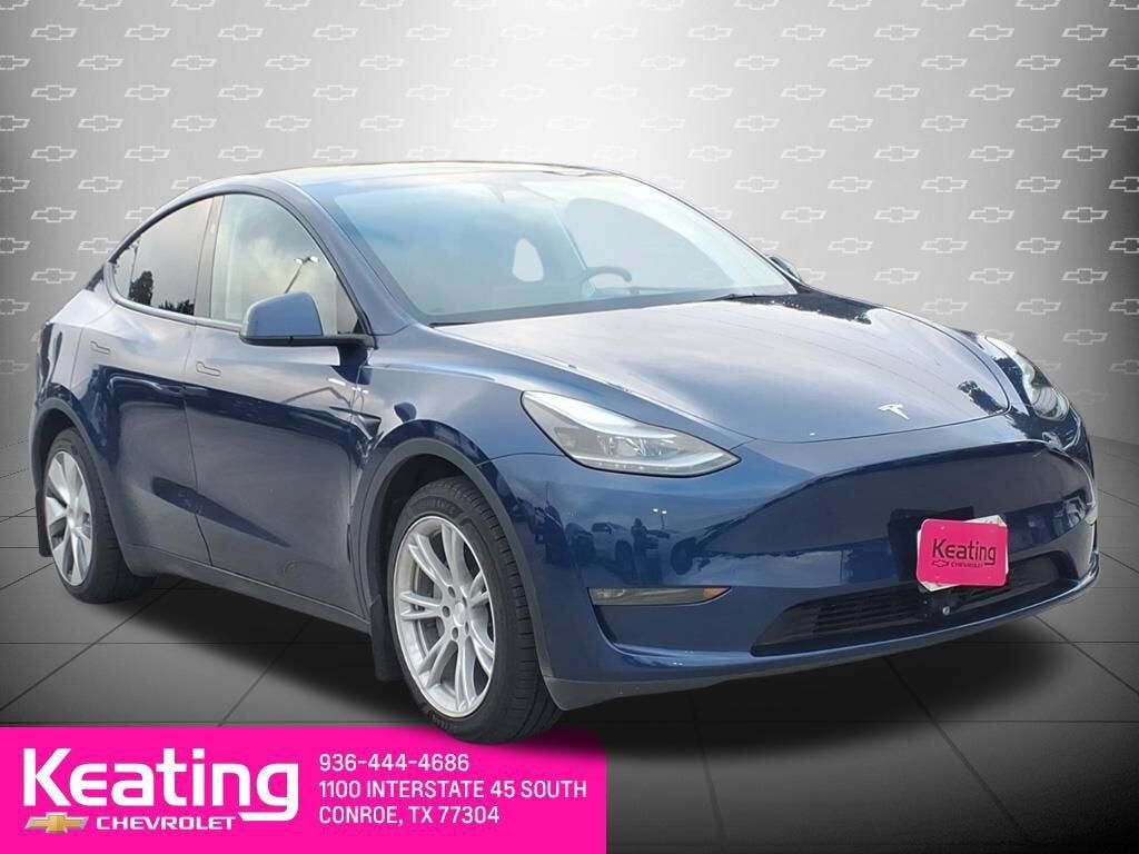 2024 TESLA Model Y