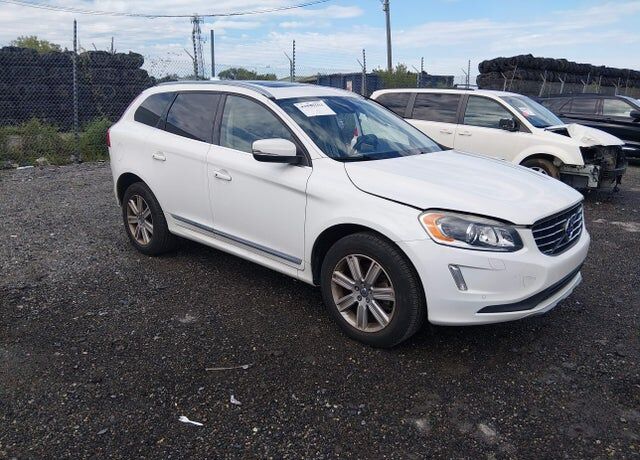 2017 VOLVO XC60