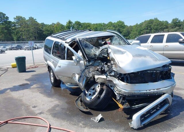 2002 TOYOTA 4-Runner
