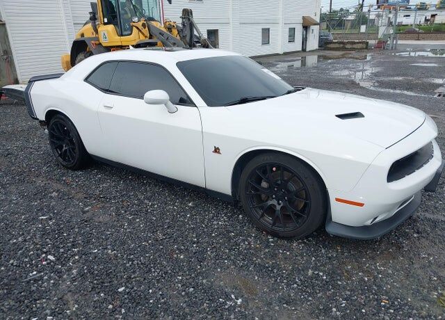 2016 DODGE Challenger