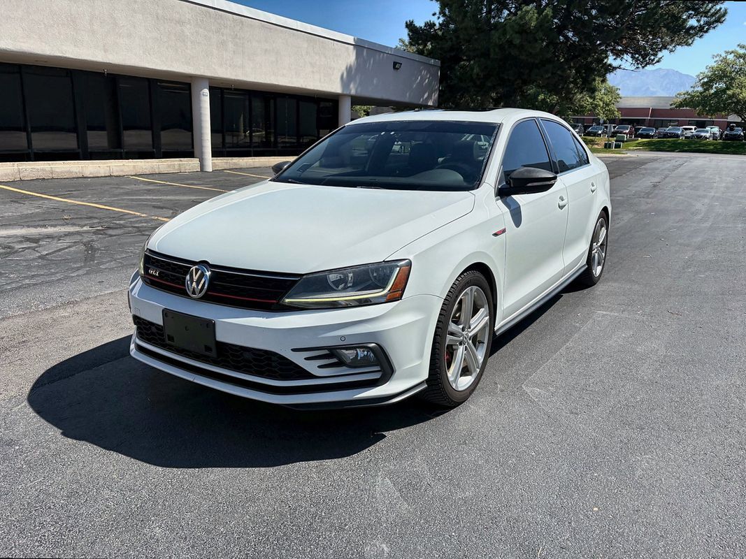 2017 VOLKSWAGEN Jetta
