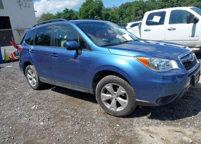 2015 SUBARU Forester