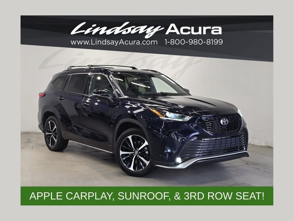 2021 TOYOTA Highlander