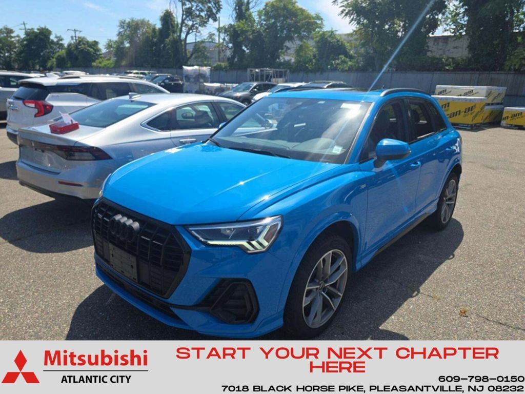 2022 AUDI Q3