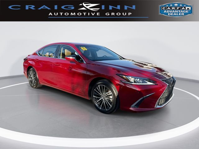 2025 LEXUS ES