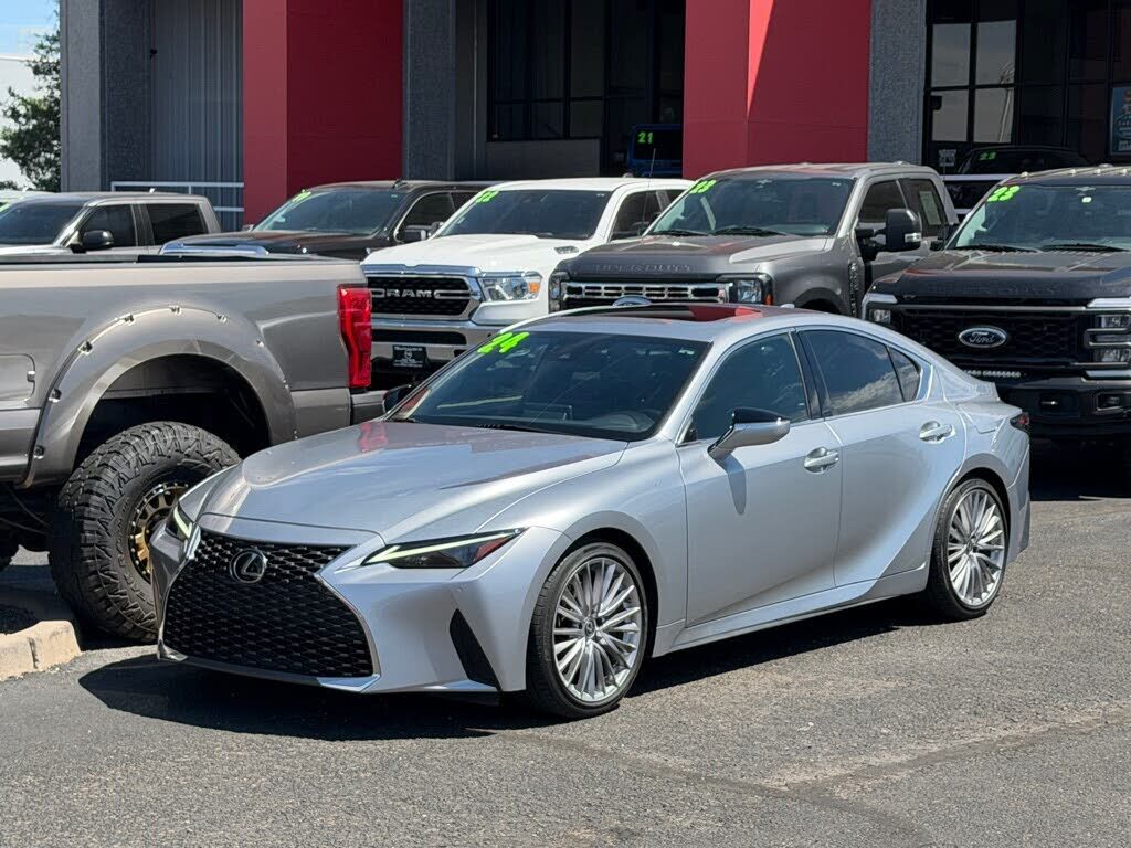 2024 LEXUS IS
