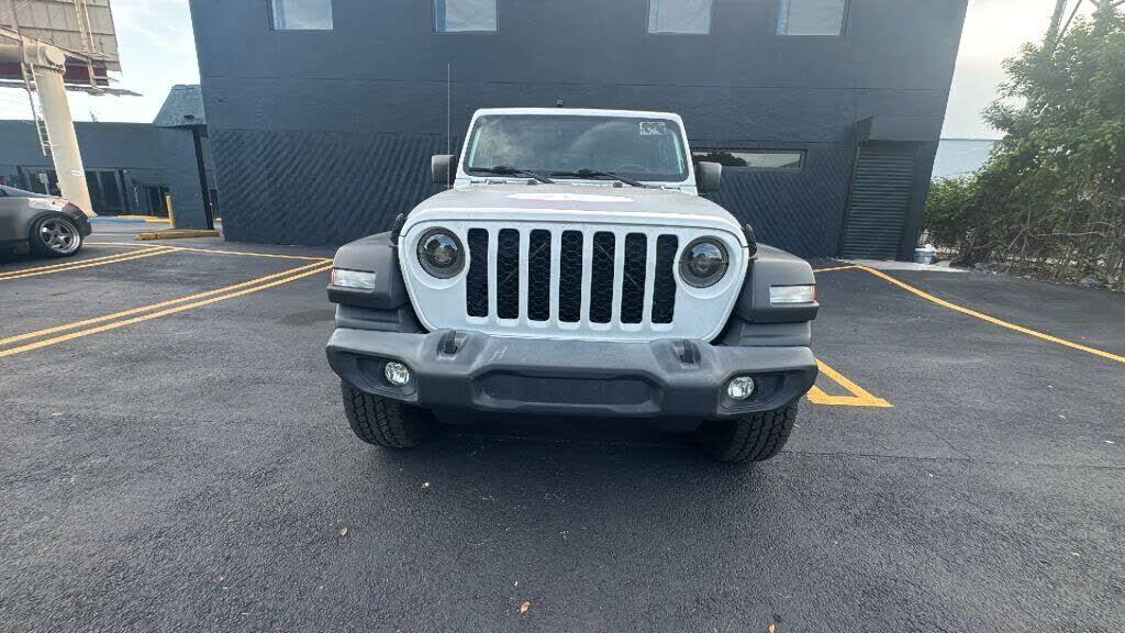 2022 JEEP Gladiator