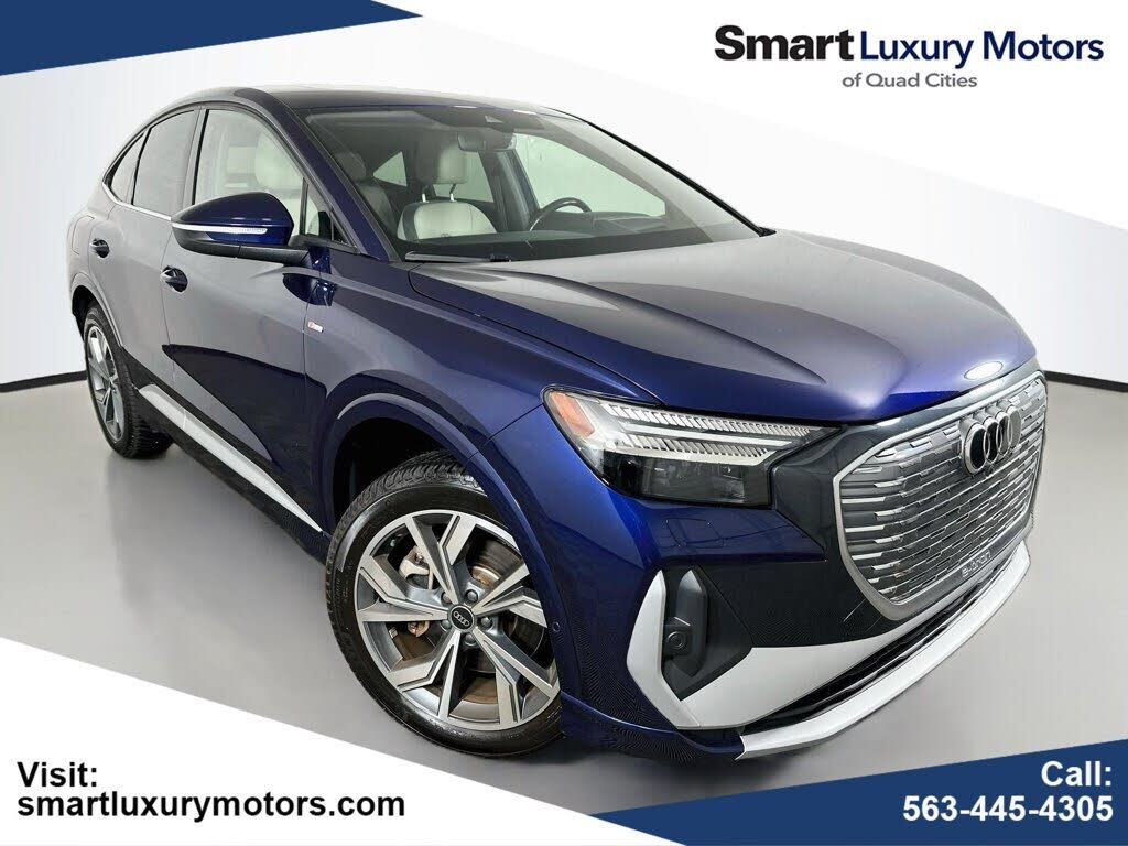 2023 AUDI Q4