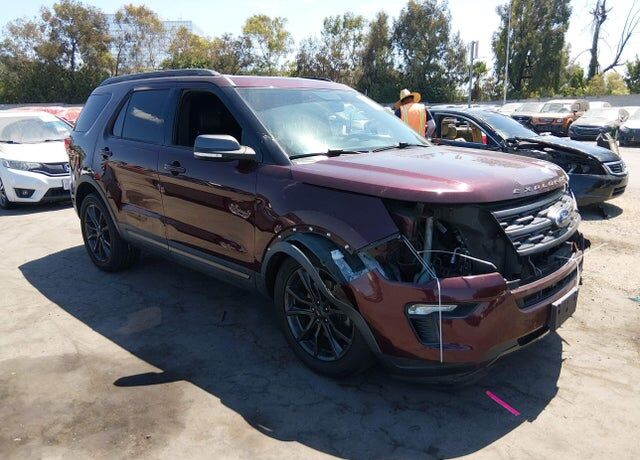 2018 FORD Explorer