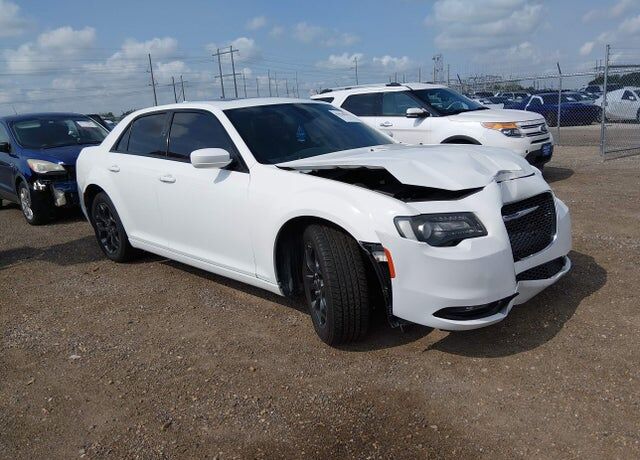 2020 CHRYSLER 300