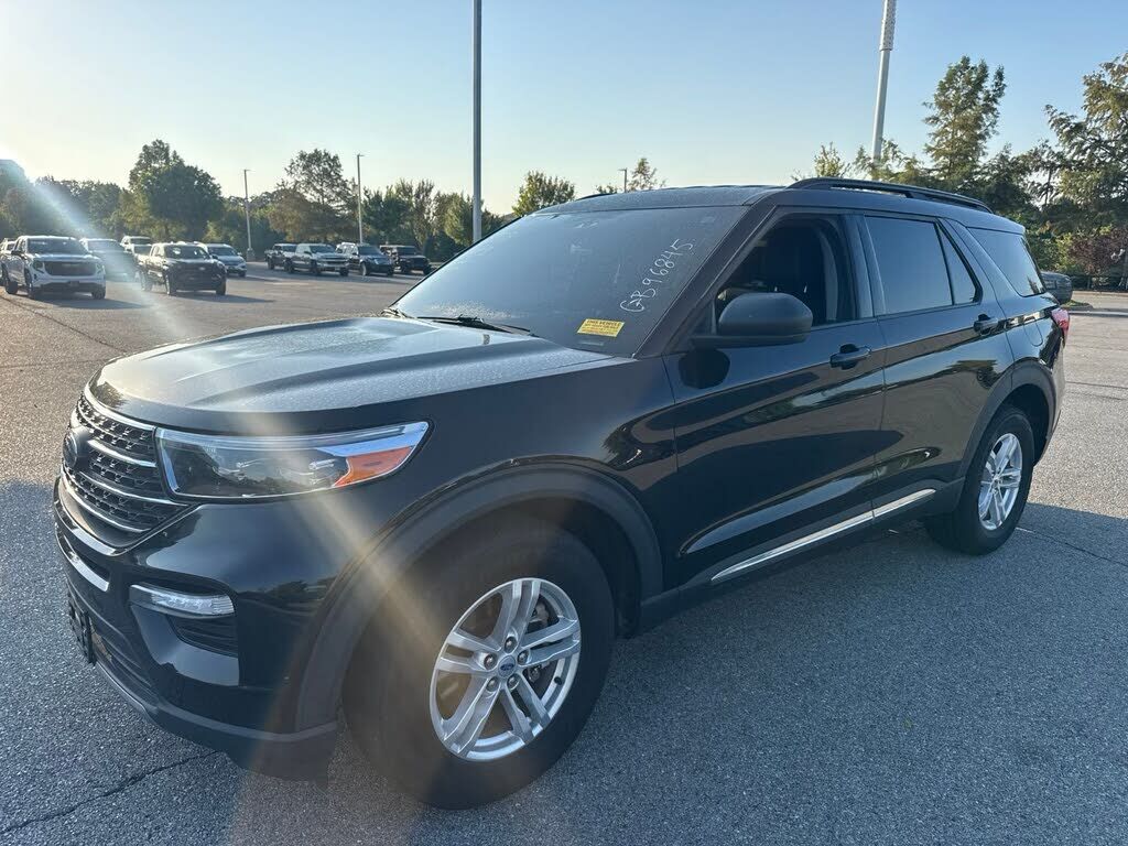 2022 FORD Explorer