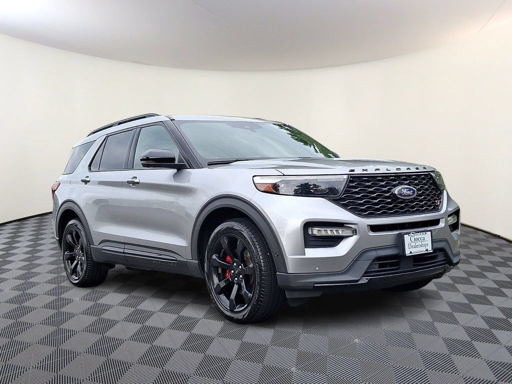 2021 FORD Explorer