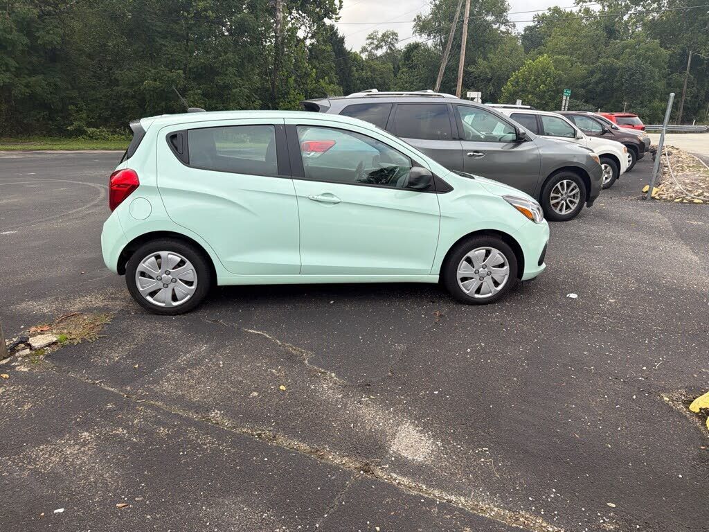 2017 CHEVROLET Spark