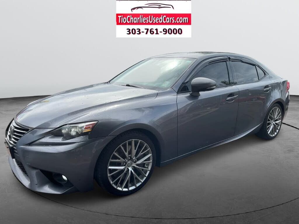 2016 LEXUS IS