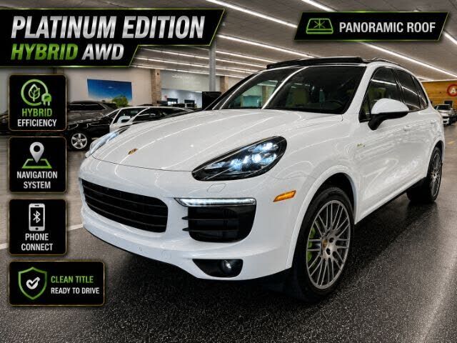 2017 PORSCHE Cayenne