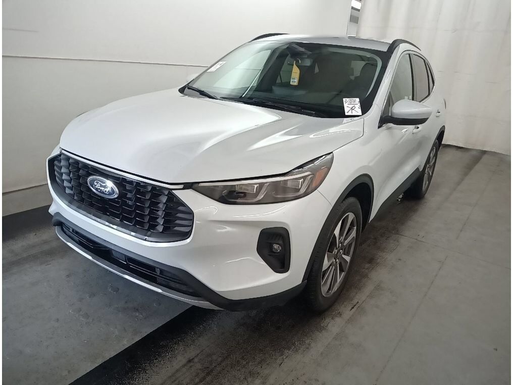2025 FORD Escape