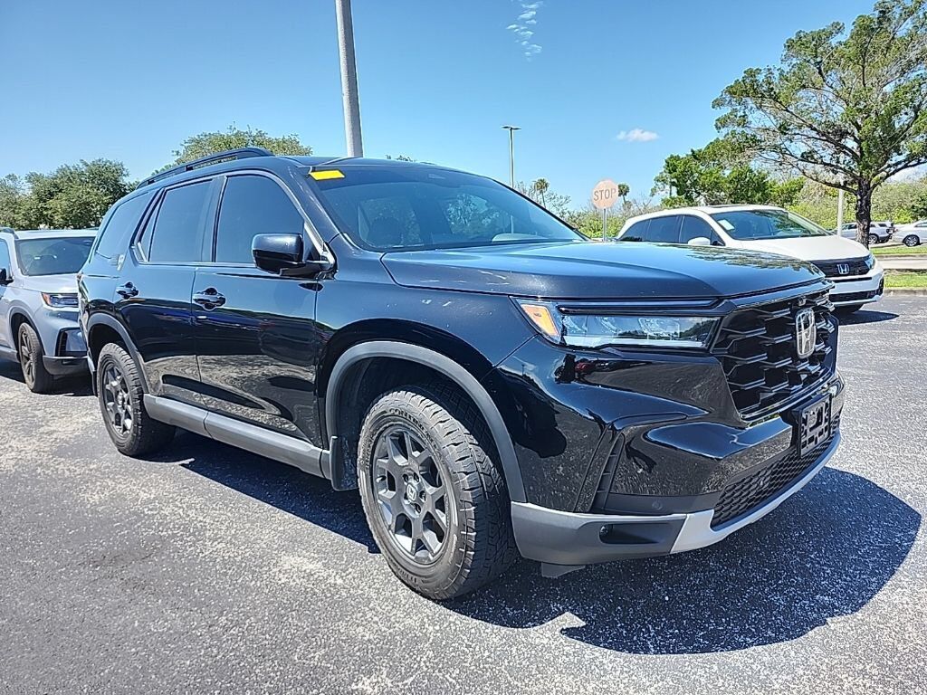 2025 HONDA Pilot