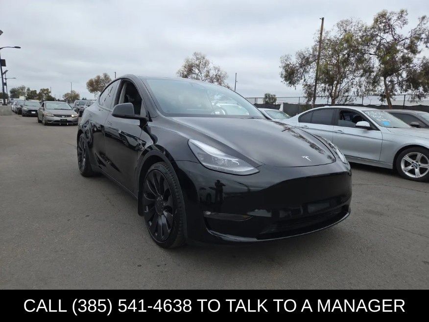 2022 TESLA Model Y