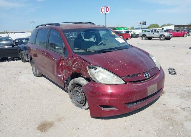2009 TOYOTA Sienna
