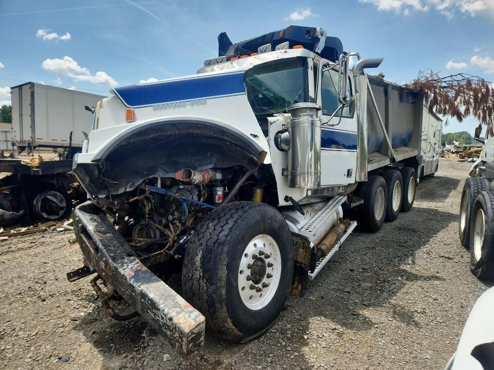 2007 WESTERN STAR 4900