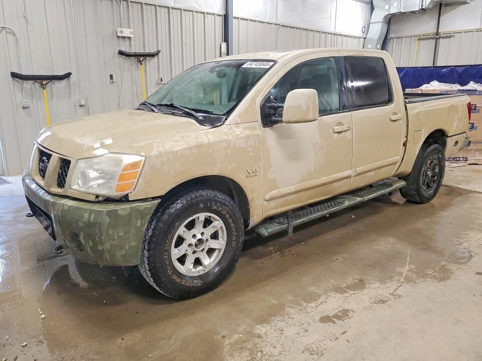 2004 NISSAN Titan