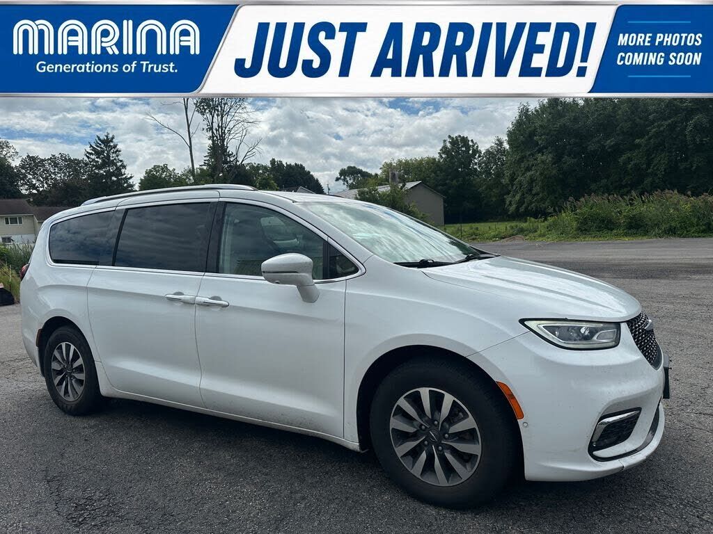 2021 CHRYSLER Pacifica
