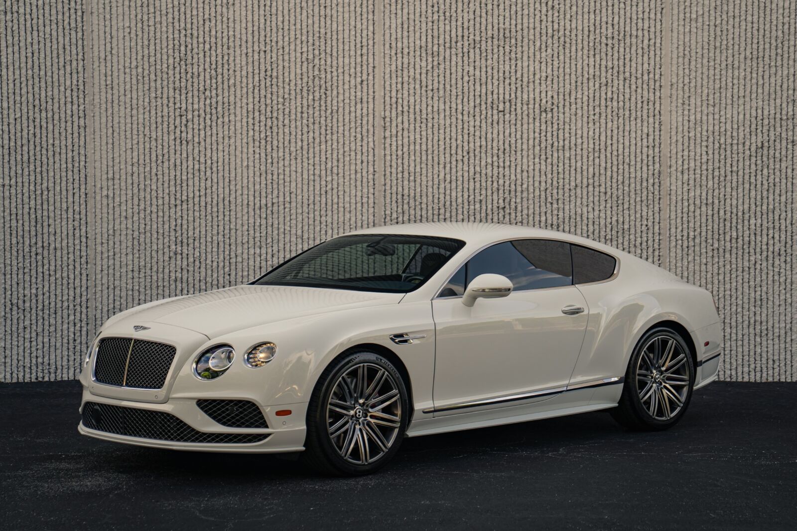 2017 BENTLEY Continental
