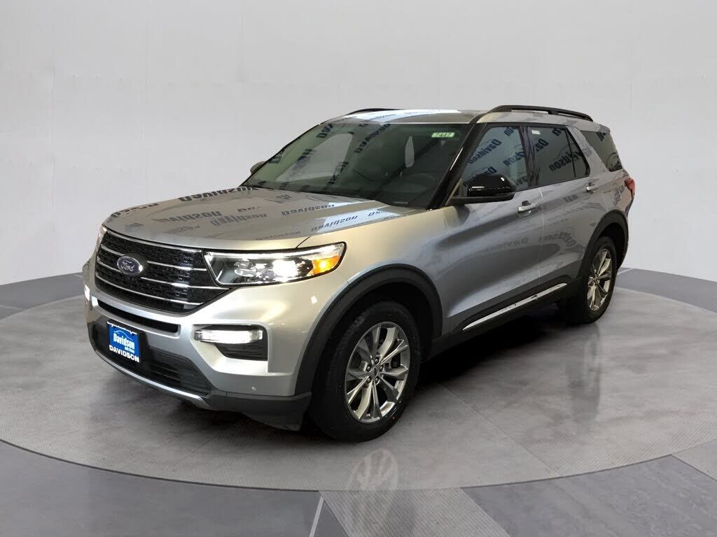 2024 FORD Explorer