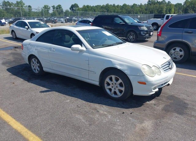2004 MERCEDES-BENZ CLK-Class