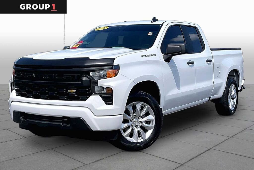 2024 CHEVROLET Silverado