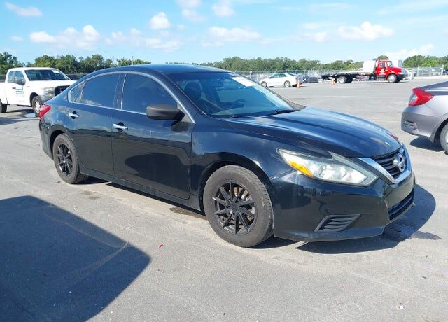 2017 NISSAN Altima