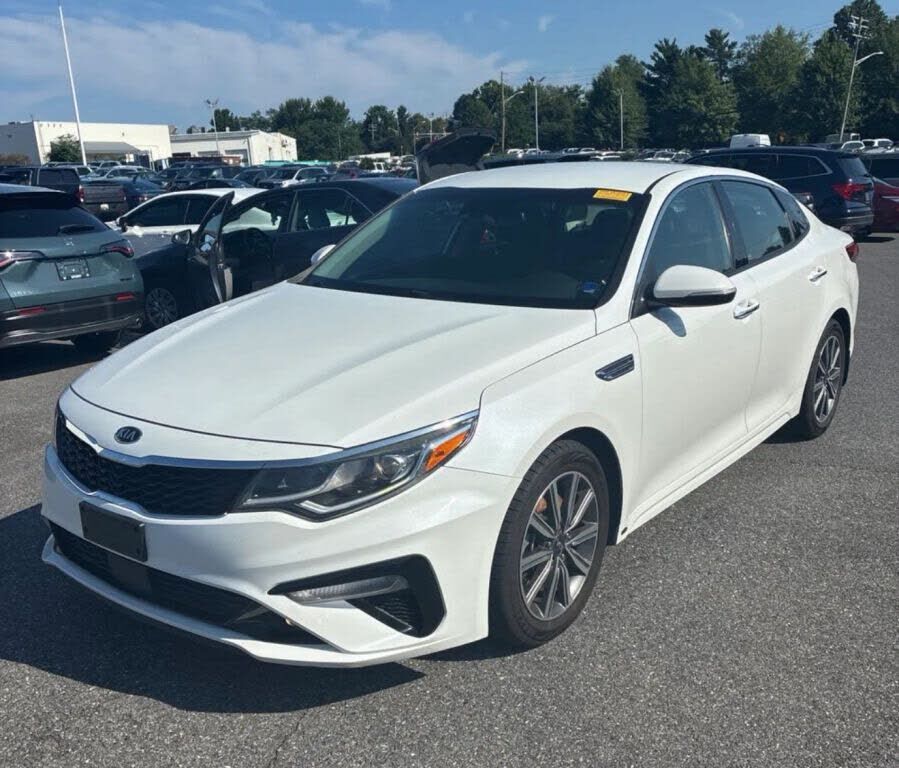 2019 KIA Optima