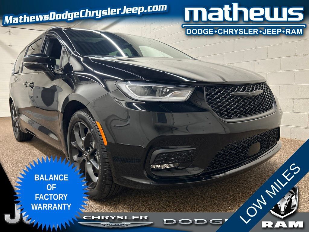 2024 CHRYSLER Pacifica