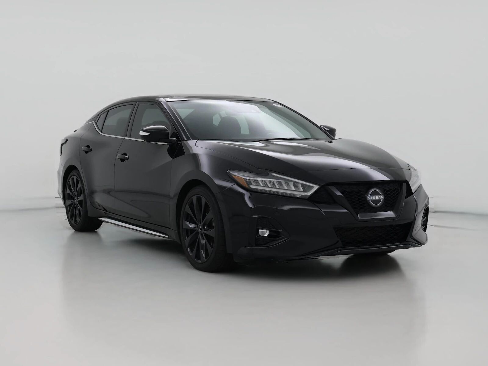2023 NISSAN Maxima