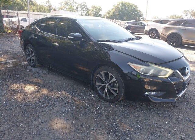 2017 NISSAN Maxima