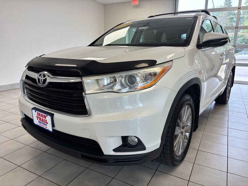 2014 TOYOTA Highlander